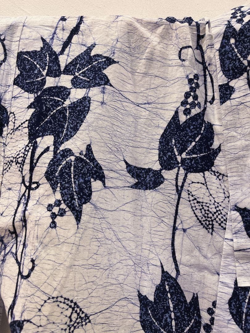 ろうけつ染め　浴衣　美品　ロウケツ染め