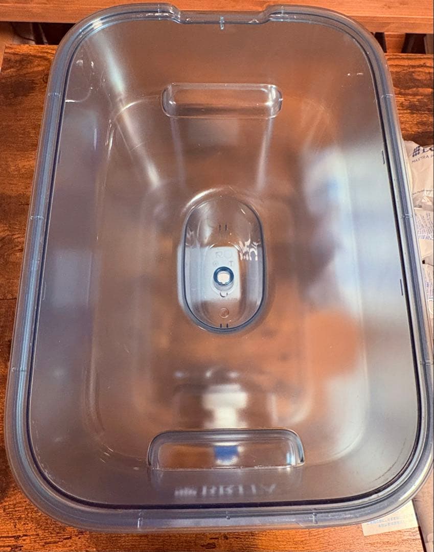 BRITA タンク型浄水器 フロー　カートリッジ6個付