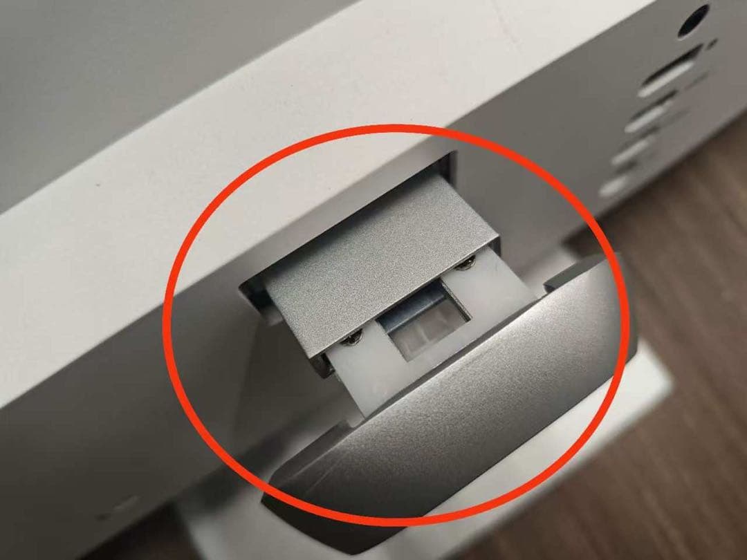 HP Pavilion 27q 27インチ型　液晶モニター　HDMI