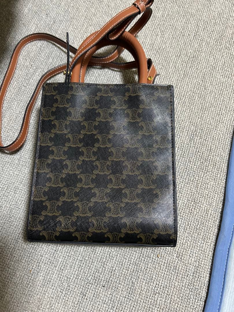 CELINE ロゴ入りダークブラウンバッグ
