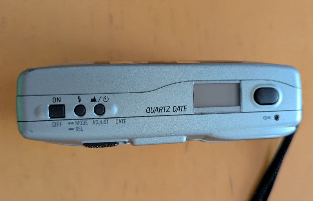 Nikon AF600 コンパクトフィルムカメラ　新品リチウム電池付　動作確認済