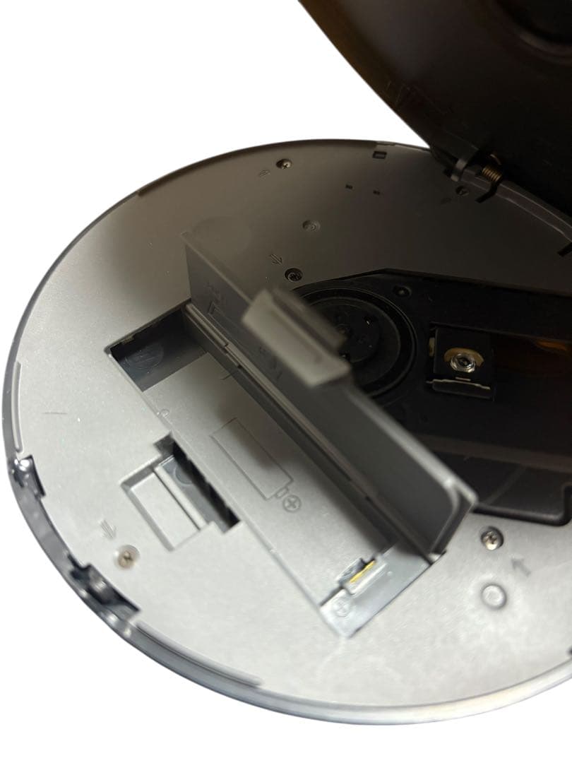 【完動品】SONY CDウォークマン D-NE830 上位モデル　付属品互換電池