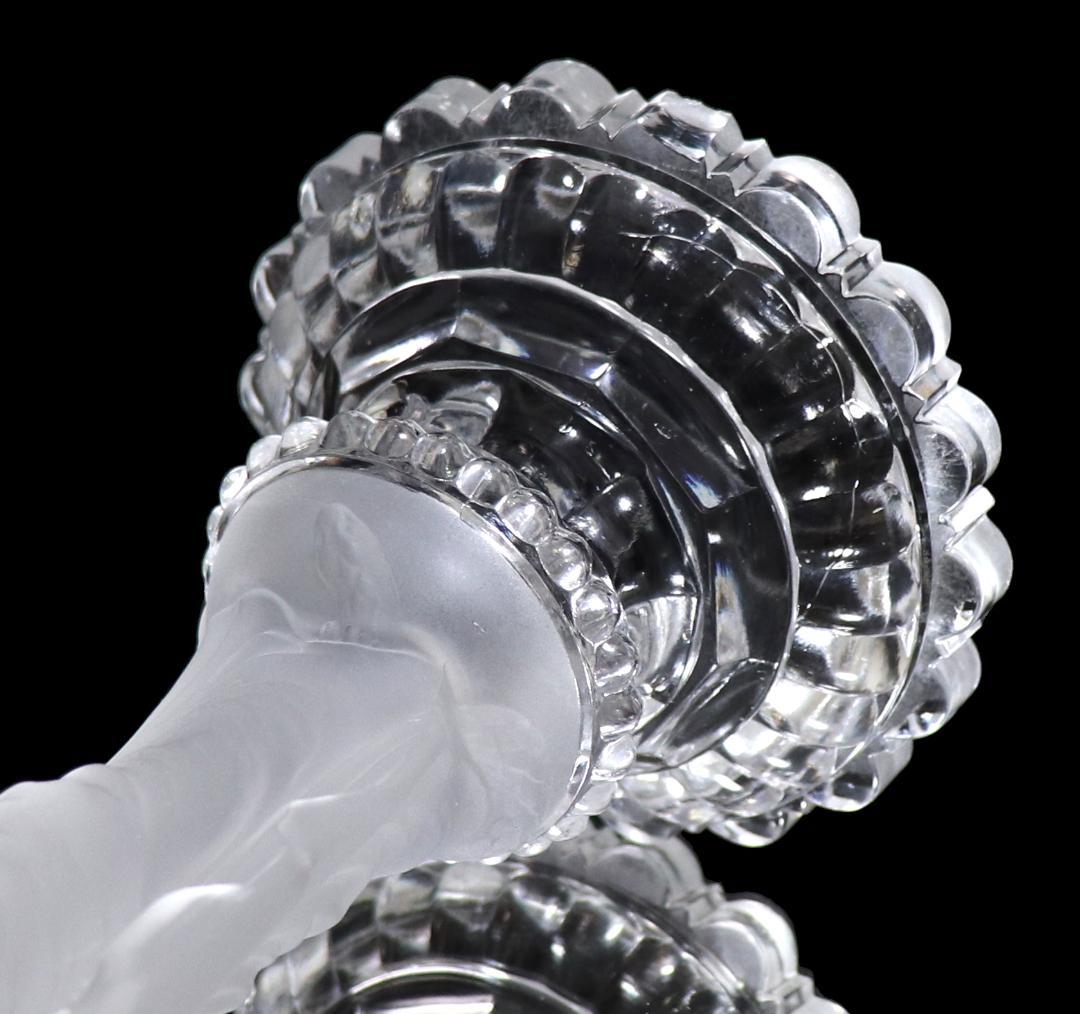 オールド・バカラ 極稀少1880年頃 蛇を踏みつけるマリア像 26cm フロスト