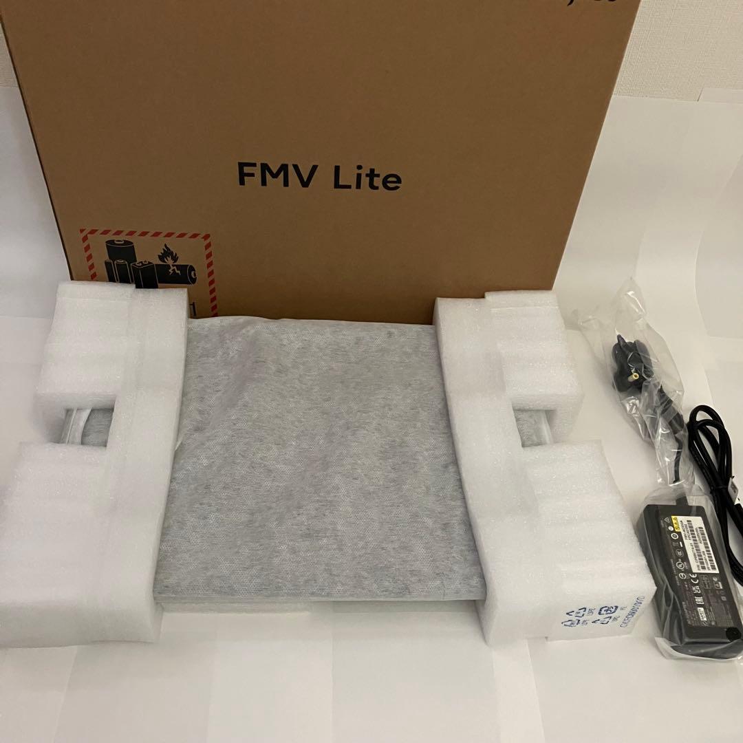 【新品・未使用】富士通 ノートPC FMV Lite WA1/J2 ・15.6型