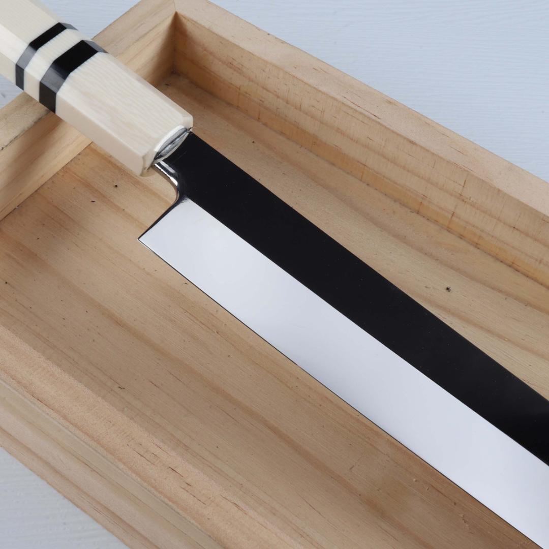 5550 柳刃包丁 尺寸 ウルトラ鏡面仕上げ 刺身包丁 人工象牙黒三本巻八角柄