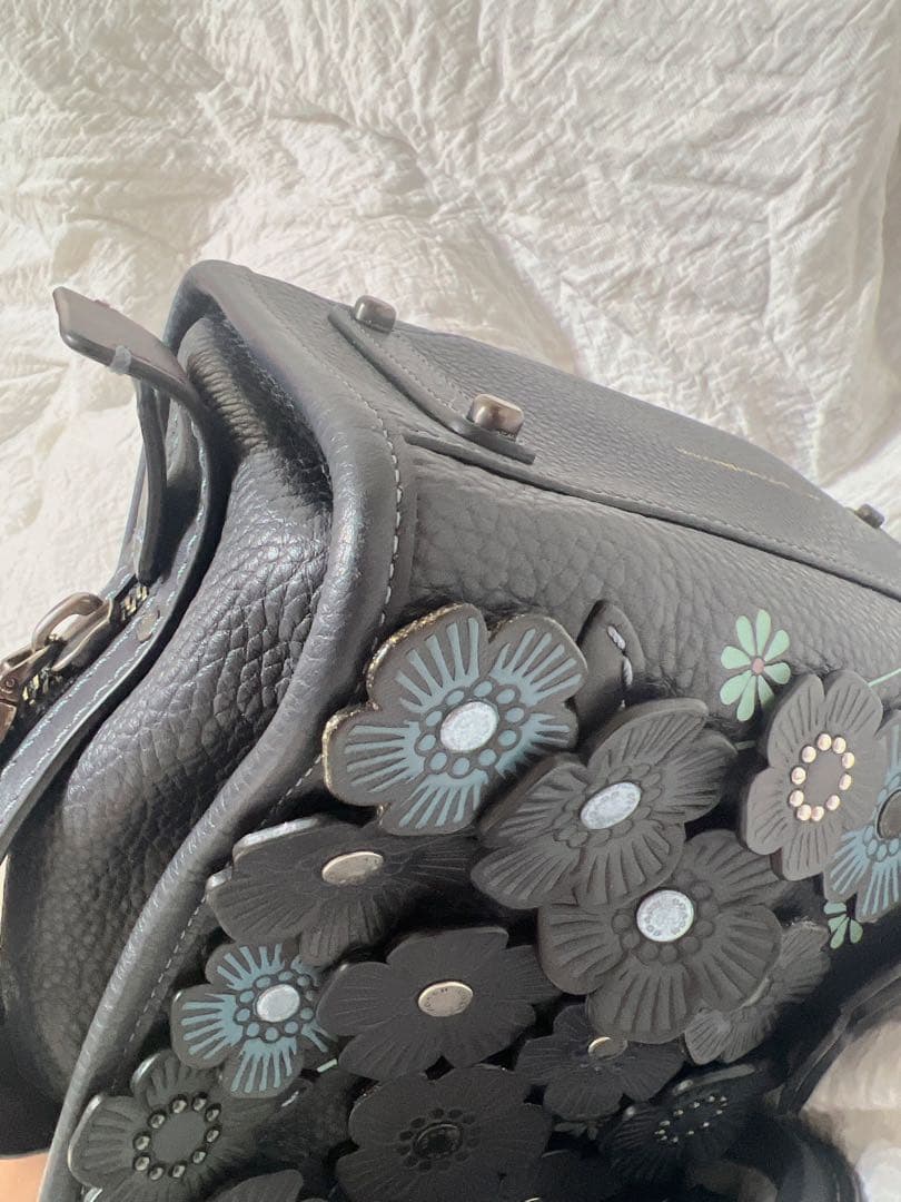 コーチ ティーローズ 2wayバッグ ローグ 有名人着用 完売品