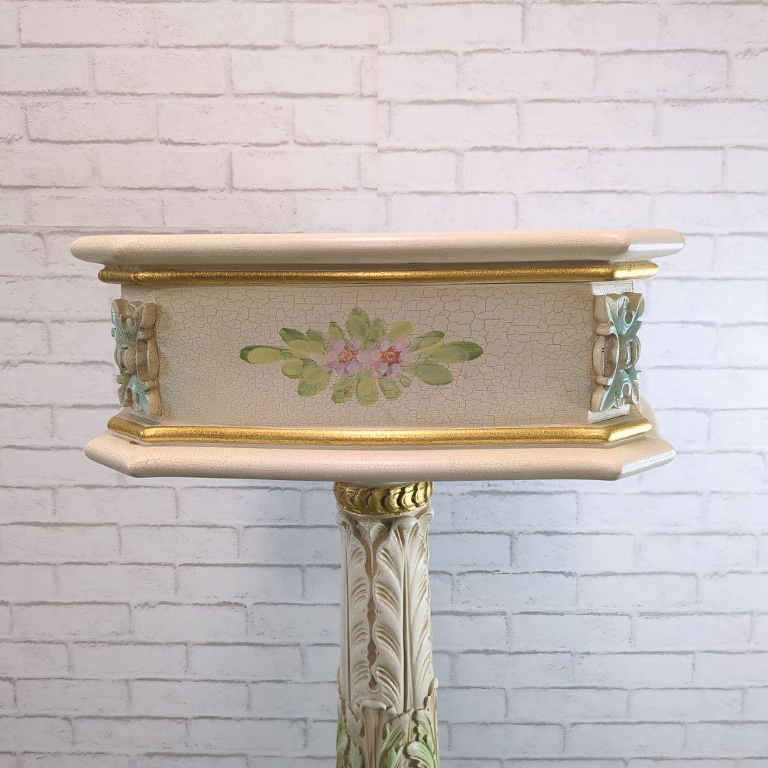 SILIK(シリック)　ロココ調　引き出し付きサイドテーブル　花台、飾り棚