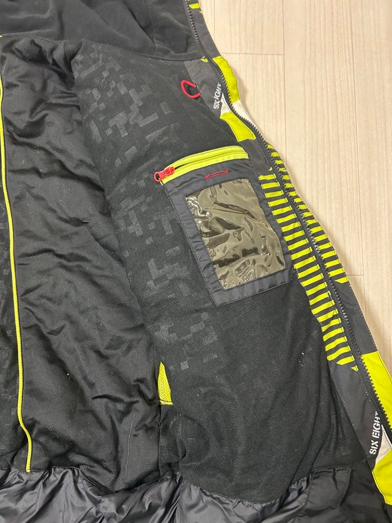 686 Six Eight Six スノーボードジャケット M