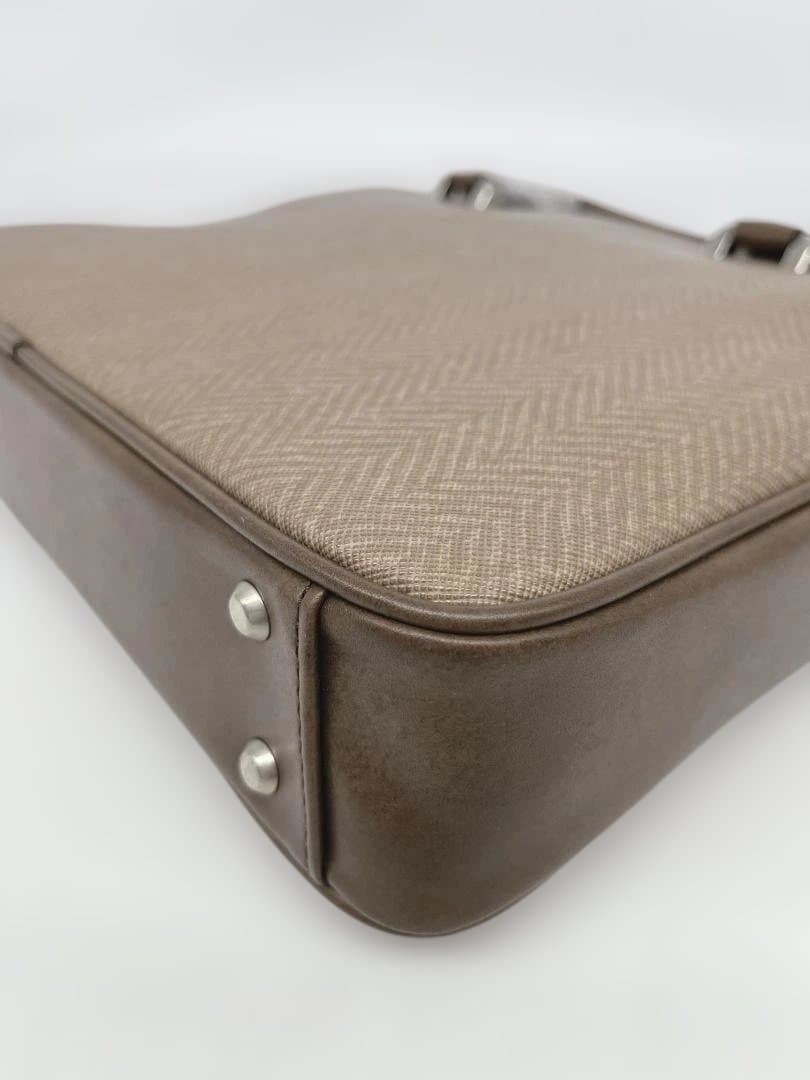 ✨新品✨　TAKEO KIKUCHI ビジネスバッグ A4 (ハーバー)