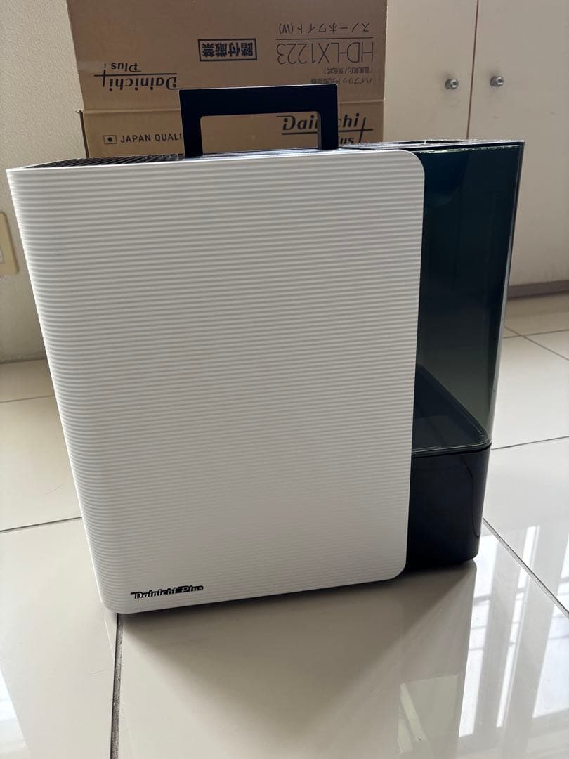ダイニチ加湿器 HD-LX1223 美品です フィルター取り替カバーは新品です