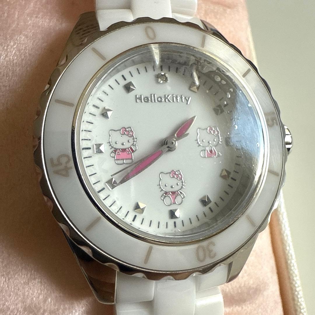 ハローキティ ３５周年記念 ホワイトセラミッククオーツ ダイヤモンド腕時計