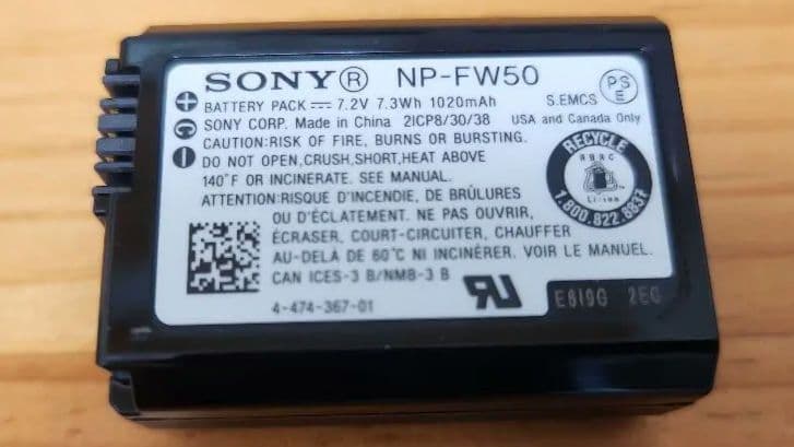 【動作良好】SONY ミラーレス一眼 α6000 パワーズームレンズキット 黒