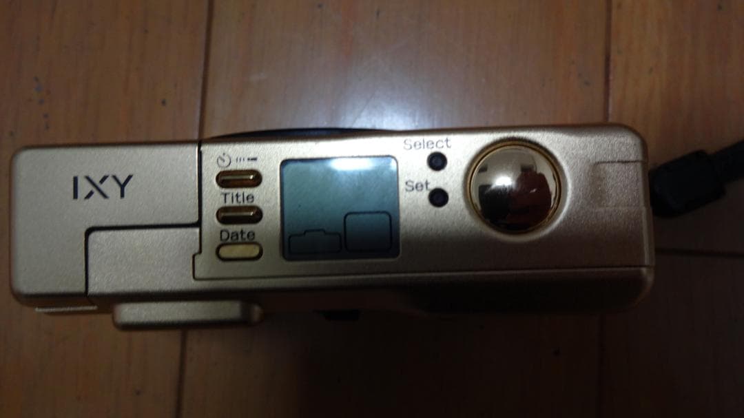 ♪ 化粧箱付き ♪ CANON IXY Limited Version GOLD
