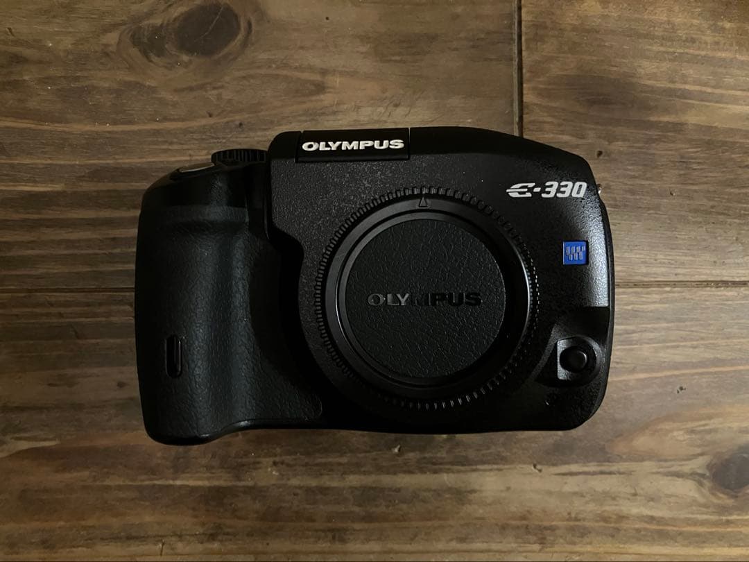 OLYMPUS E-330 デジタル一眼レフカメラ　 シャッター回数5250回