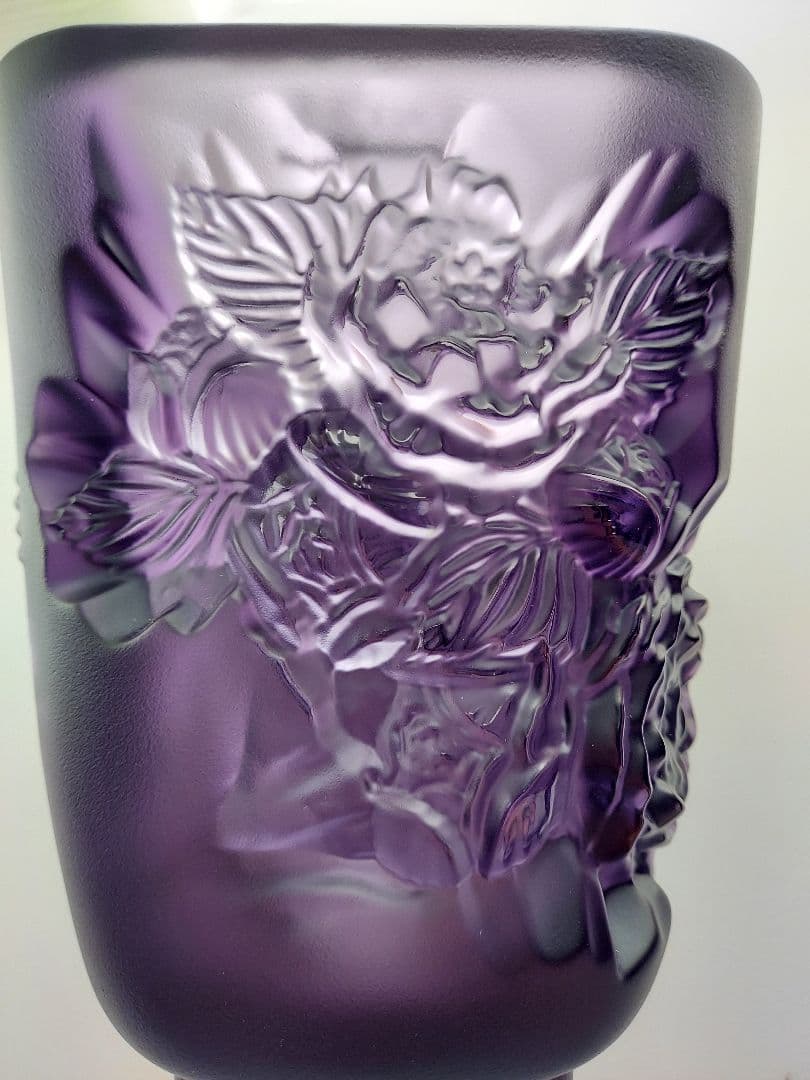 LALIQUE ベース　ピヴォワーヌ　パープルガラス工芸　アール・ヌーヴォー