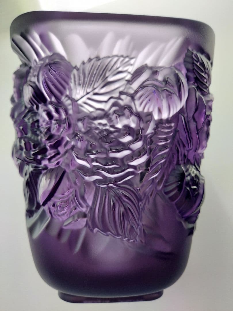 LALIQUE ベース　ピヴォワーヌ　パープルガラス工芸　アール・ヌーヴォー