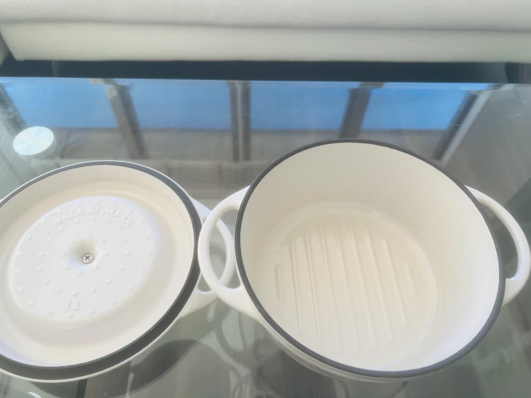 ◾️新品未使用◾️バーミキュラ鍋・箱レシピブック完備　プレゼントにも