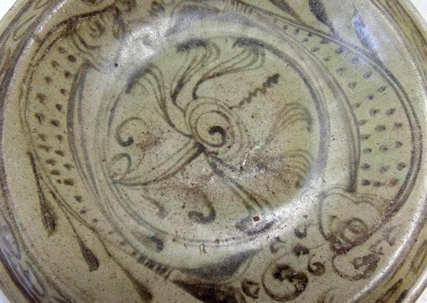 宋故録 スコータイ 鉄絵魚文皿 直径約27cm ソコタイ スンコロク