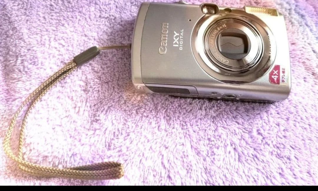 Canon IXY Digital 800 IS デジタルカメラ 充電器付き