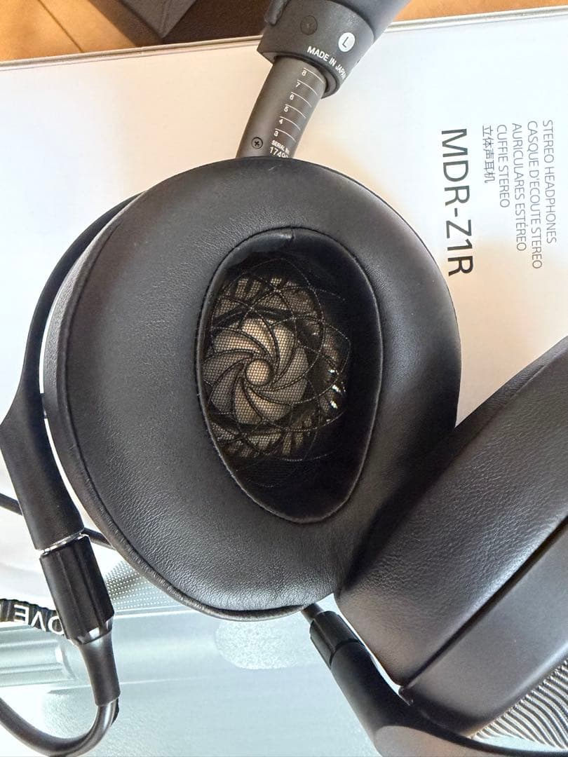 MDR-Z1R ソニー ハイレゾ対応ヘッドホン SONY