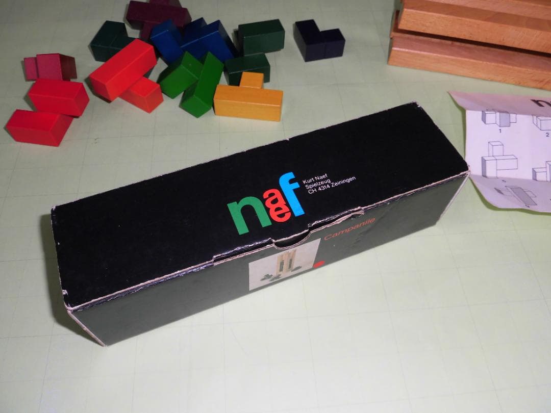 ネフ社　Naef canpanile カンパニーレ　詰め込みパズル