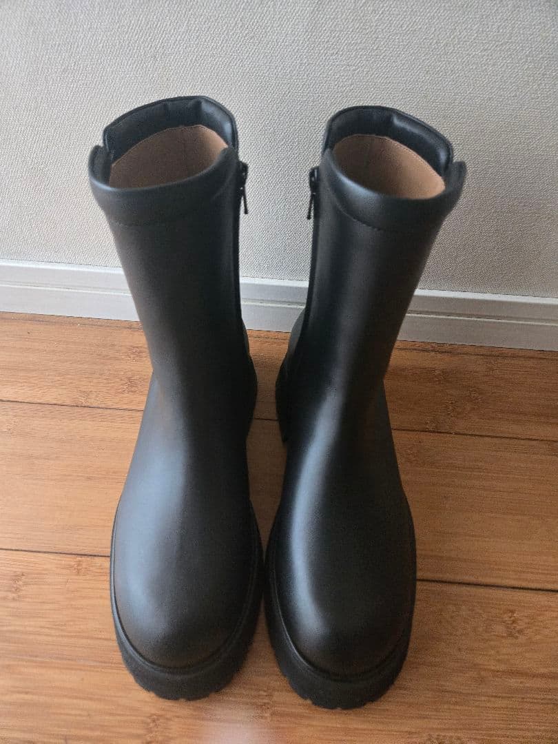 ペリーコ 厚底　ショートブーツ　サイドジップ 37