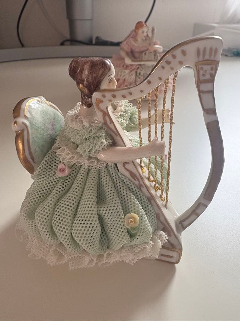 Irish Dresden アイリッシュドレスデン　レース陶器人形2体セット