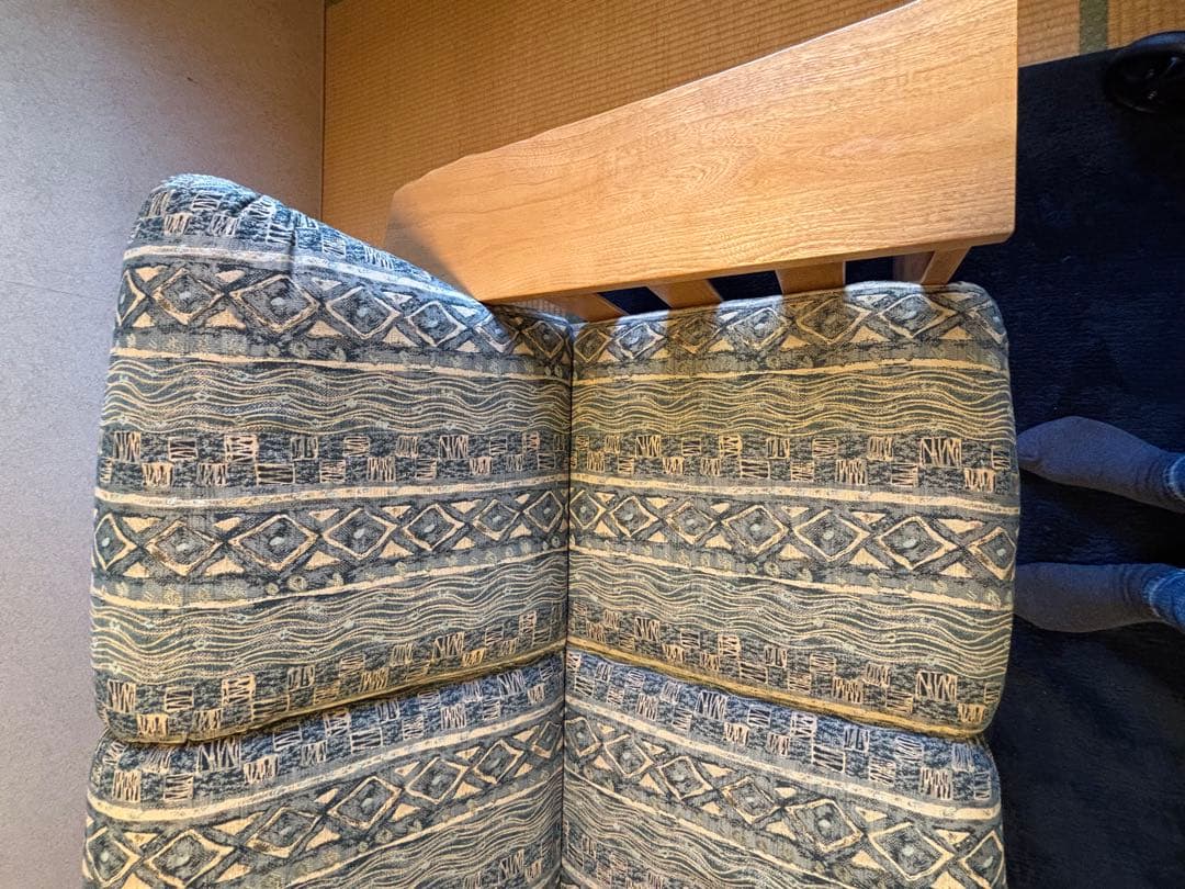 青と白の幾何学模様 2.3人掛けソファ