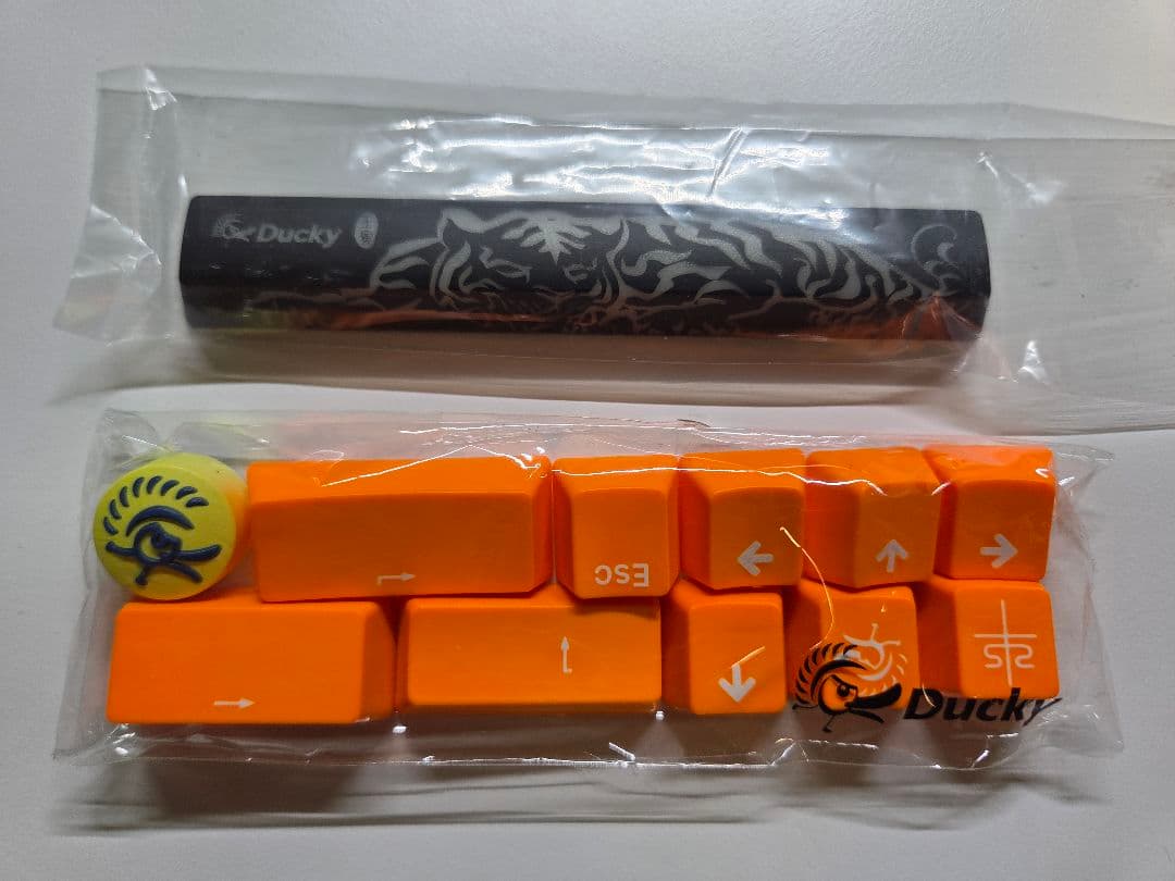 Ducky One 3 SF 65% ClassicBlack シルバー軸