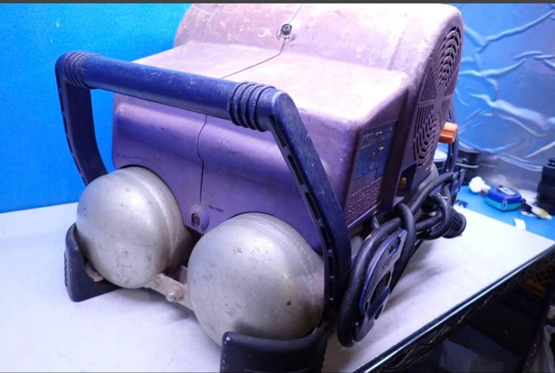 HM130#動作品MAX マックス エアコンプレッサ AK-7000E [5]