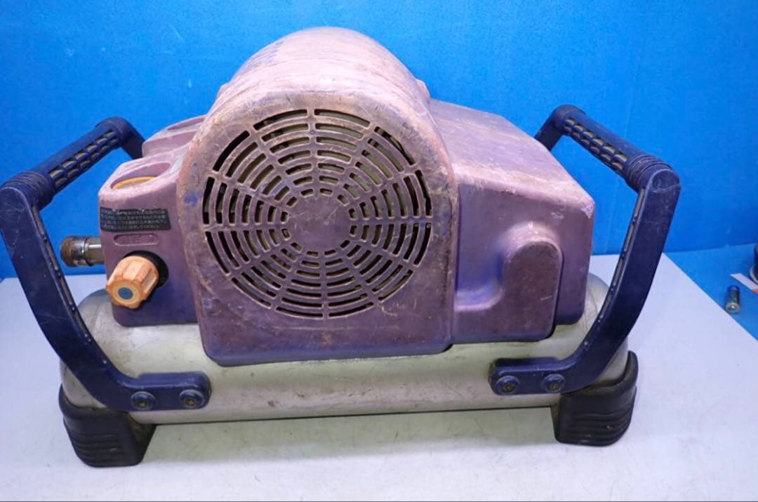 HM130#動作品MAX マックス エアコンプレッサ AK-7000E [5]