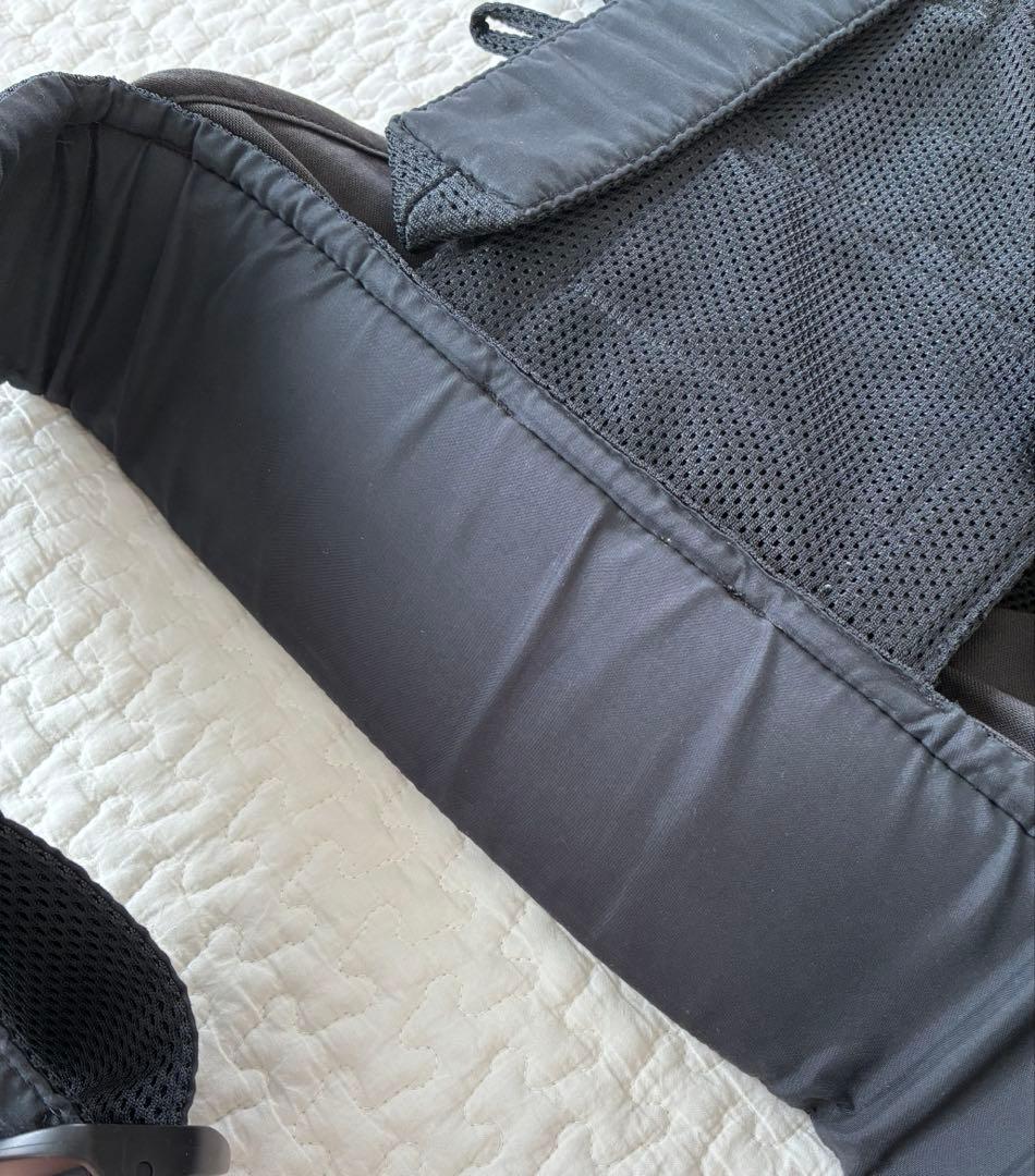 ベビービョルン ONE +AIR メッシュ 抱っこ紐 ブラック