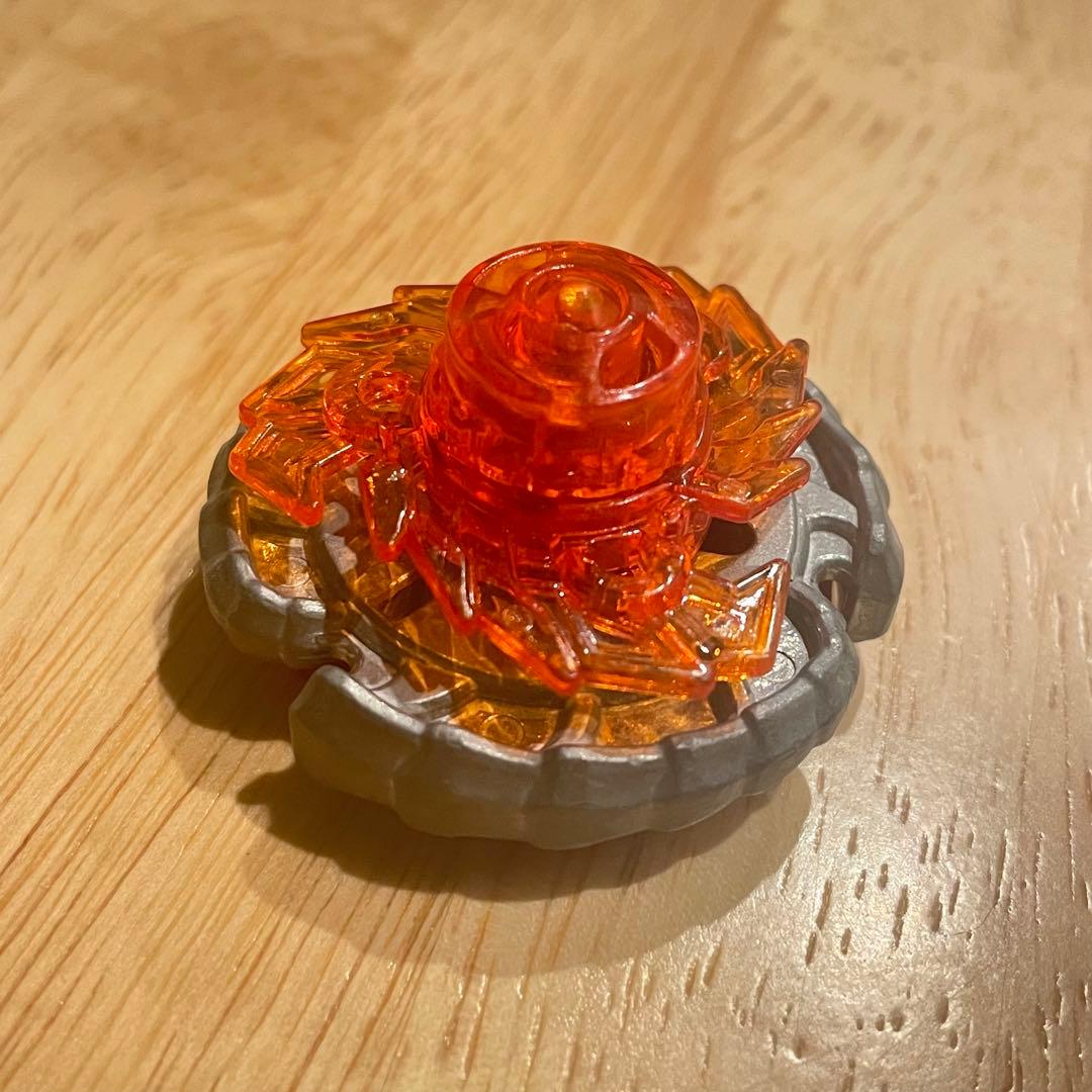 【期間限定セール】メタルファイトベイブレード （最強ブレーダーセット/限定品）