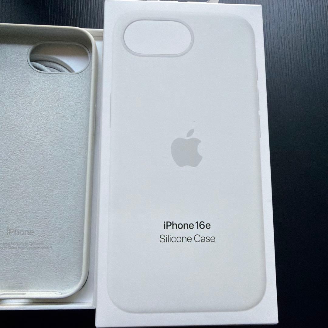 iPhone 16e SIMフリー 128GB バッテリー100% 純正ケース付