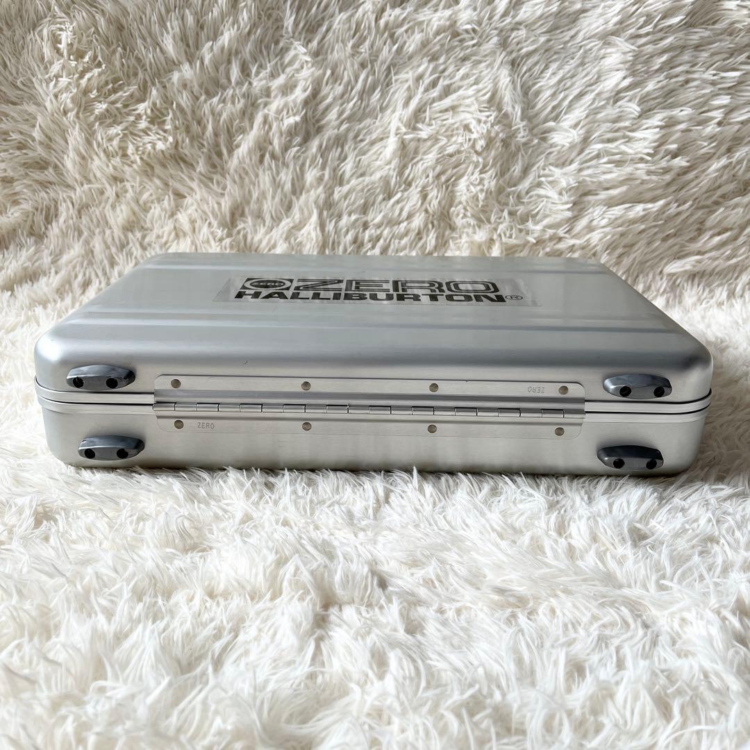 美品✨ゼロハリバートン　アルミ　アタッシュケース　ジュラルミン　ダイヤルロック