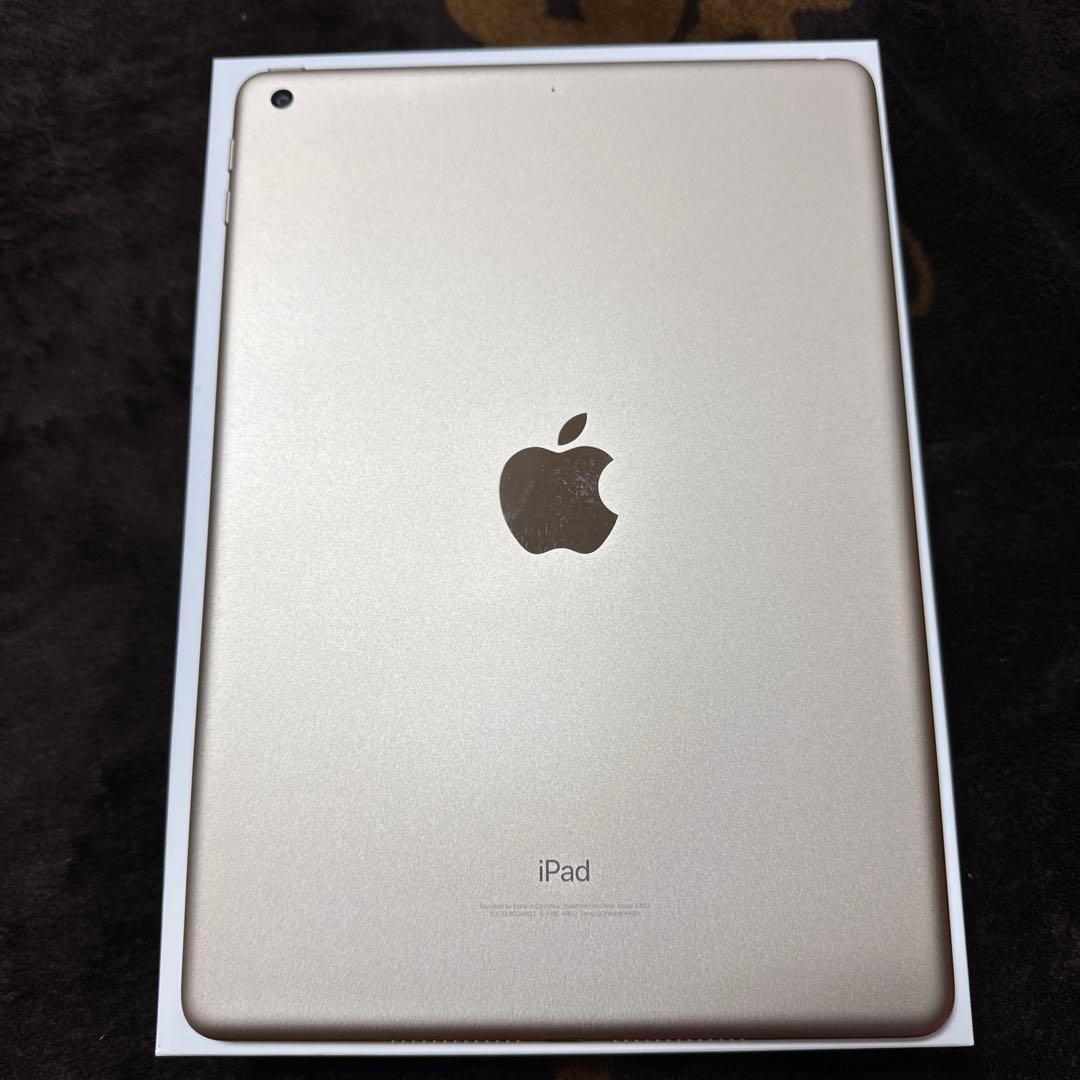 Apple iPad ゴールド 本体　32GB Wi-Fiモデル