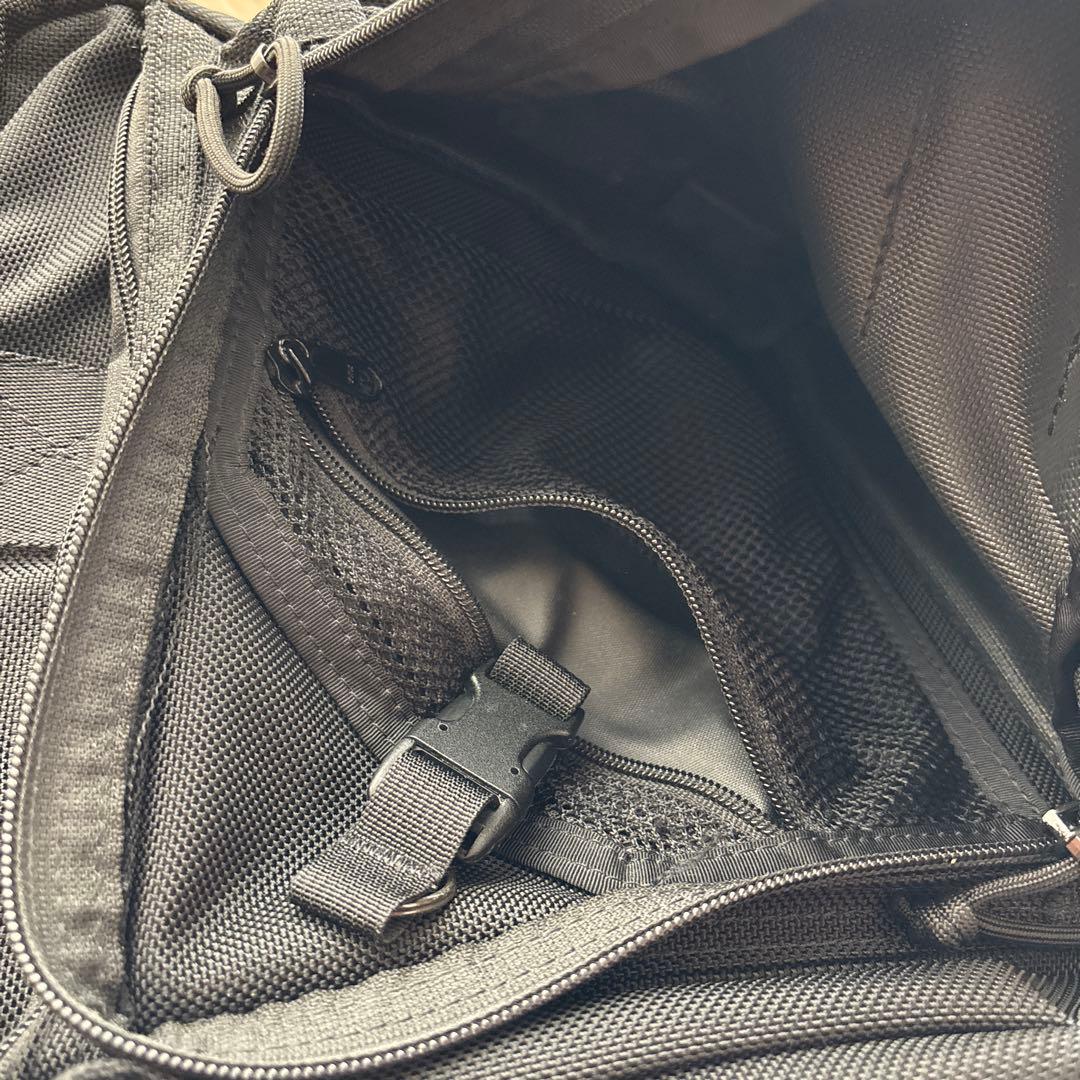 ブリーフィング　ネオトリニティライナー　ブラック