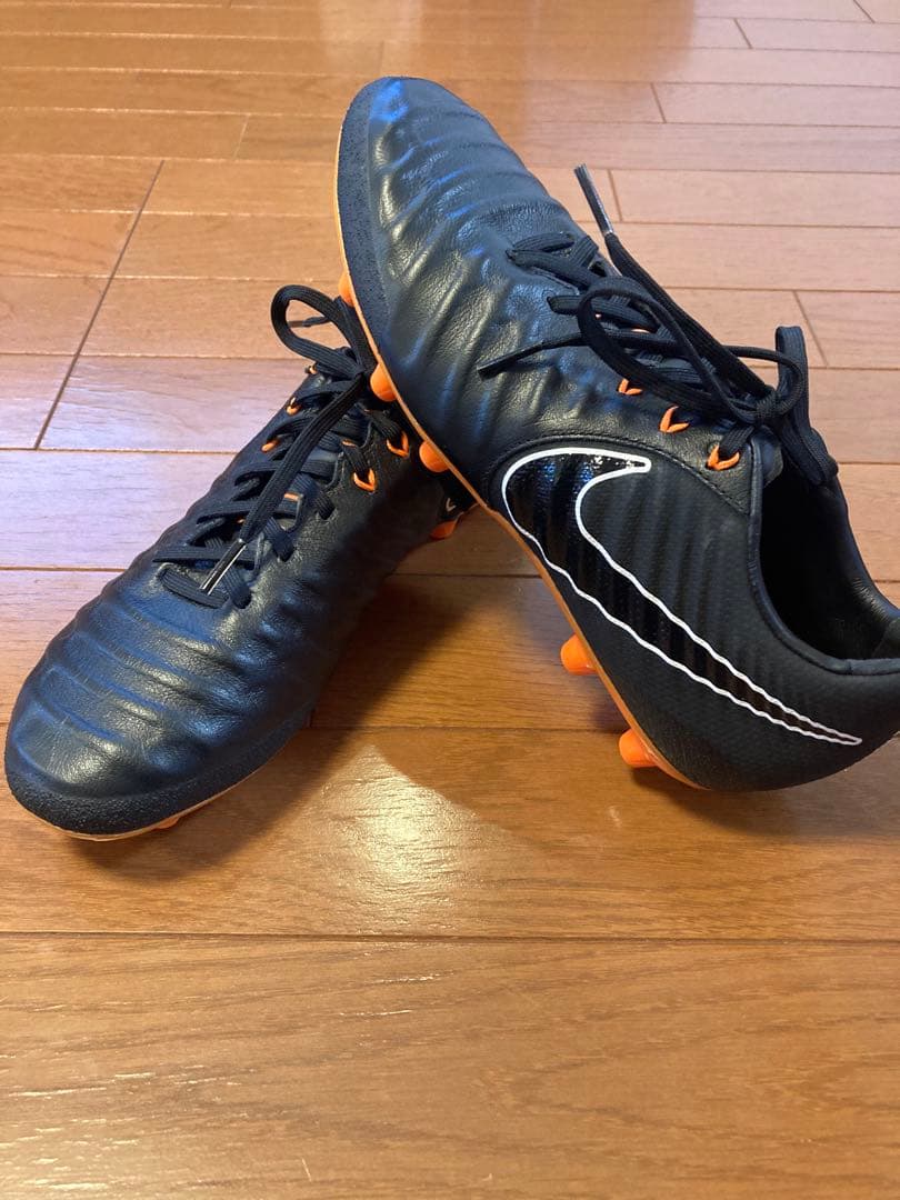 ナイキ サッカーシューズ
