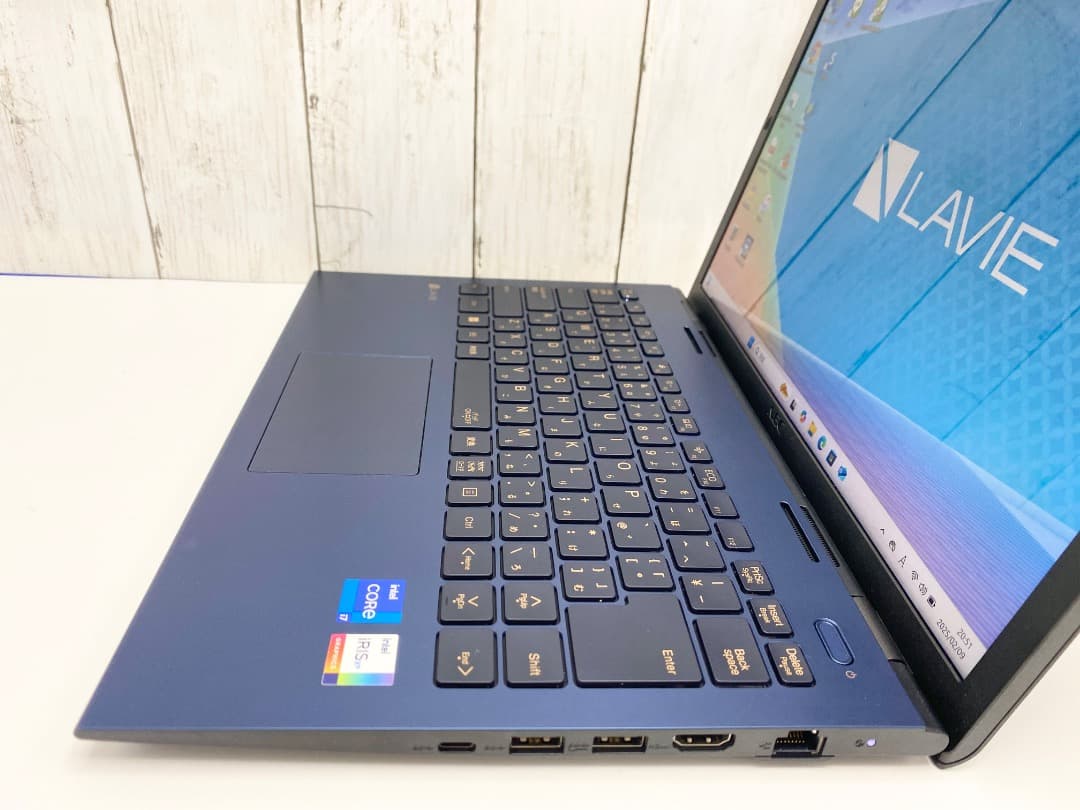Windows11 Core i7-1255U SSD1TB メモリ32GB