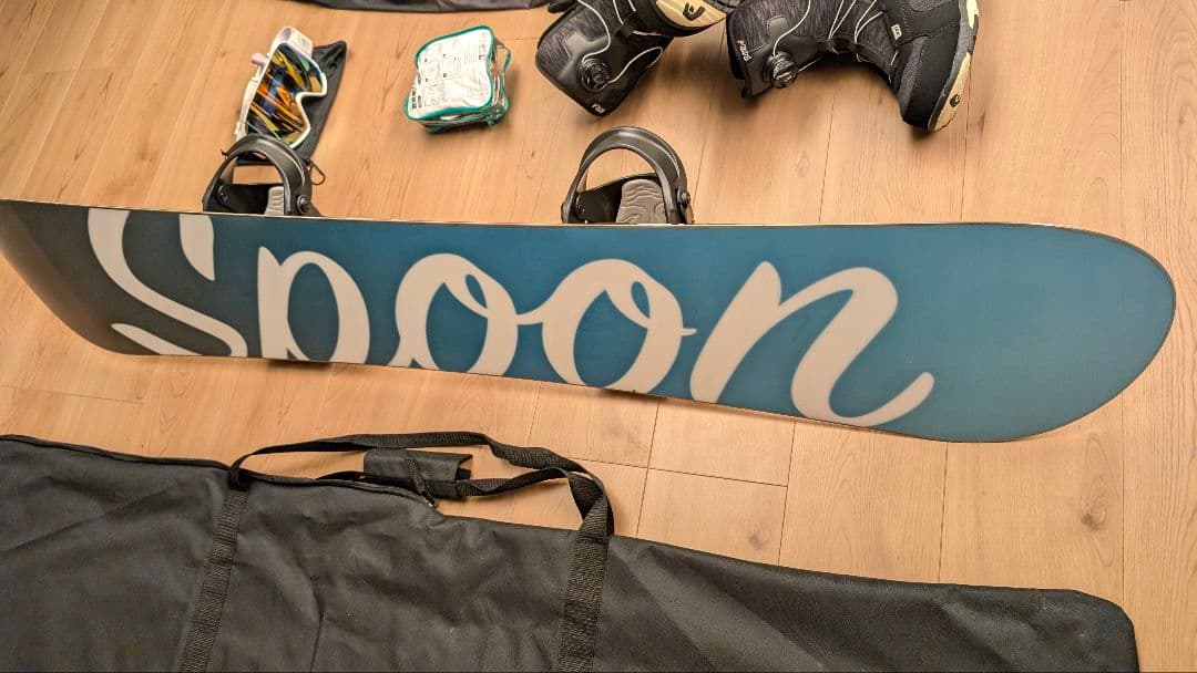 【美品】 Spoon Charm 146cm スノーボー ド パンダ 付属品多数