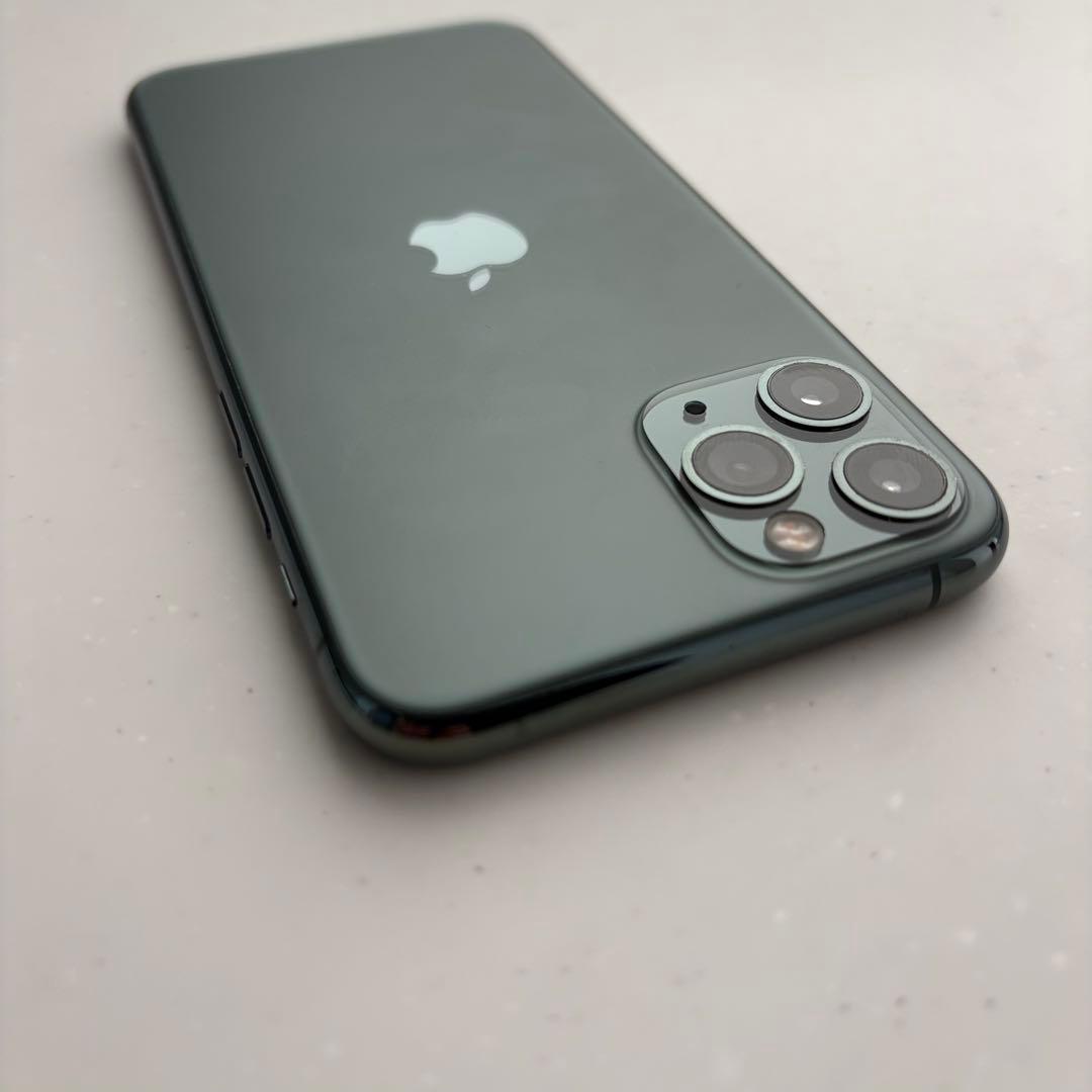 Apple iPhone 11 Pro 64GB本体　SIMフリー