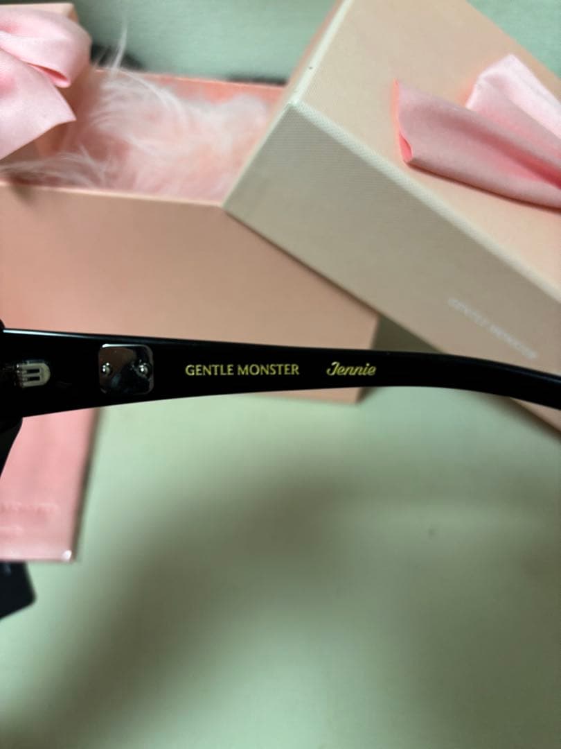 小物 GENTLE MONSTER Jennie JentleSalon wispy