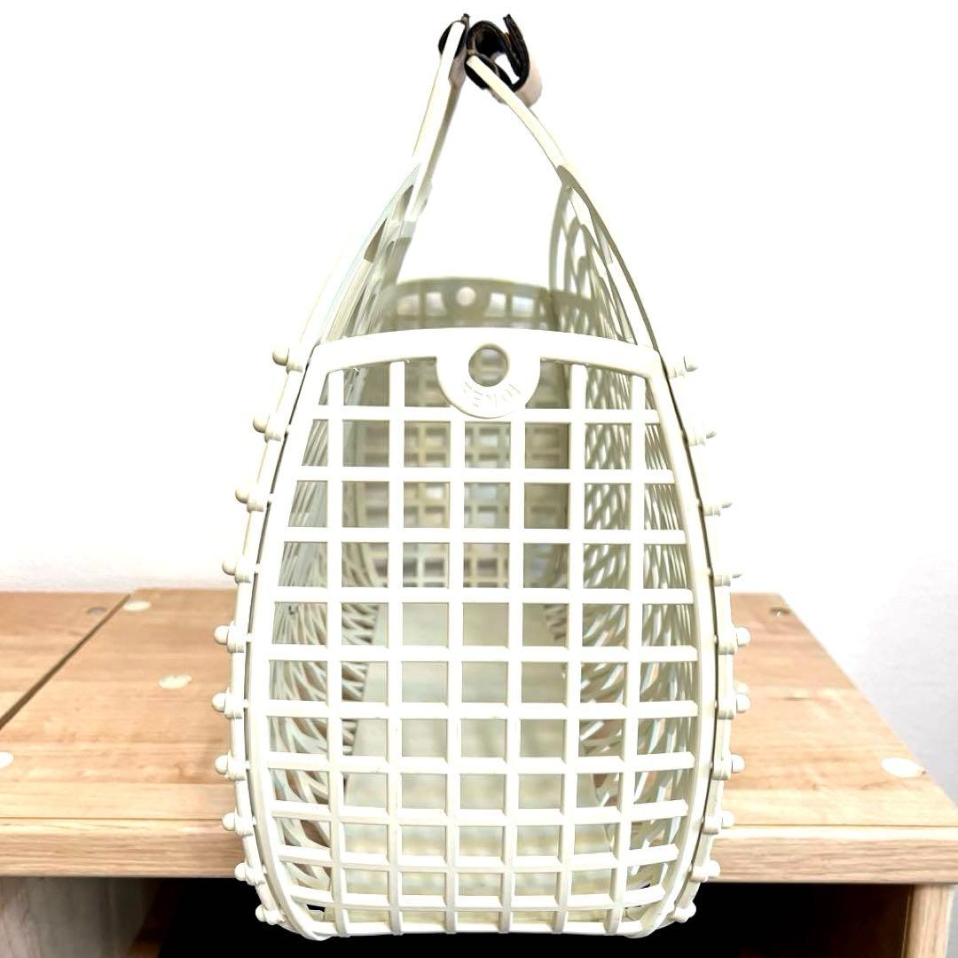 【FENDI 】正規品　ホワイト メッシュデザインバッグ