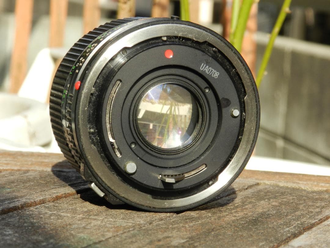 クモリあり　Canon NEW FD 28mm f/2 レンズ　キャノン