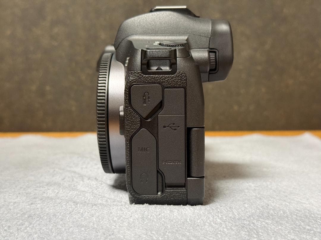 デジタルカメラ Canon EOS R