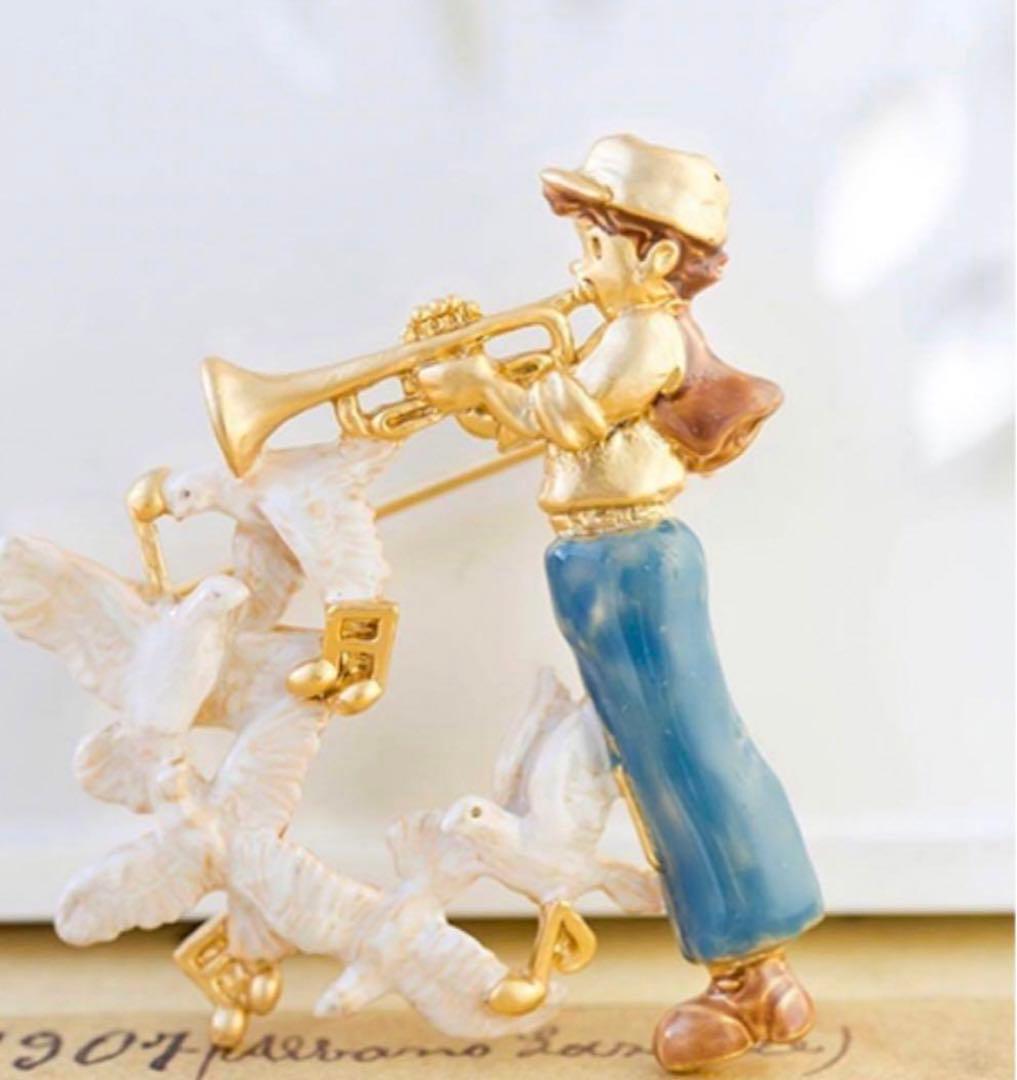 天空の城ラピュタ シータと白い鳩 donguri closet 限定 ブローチ