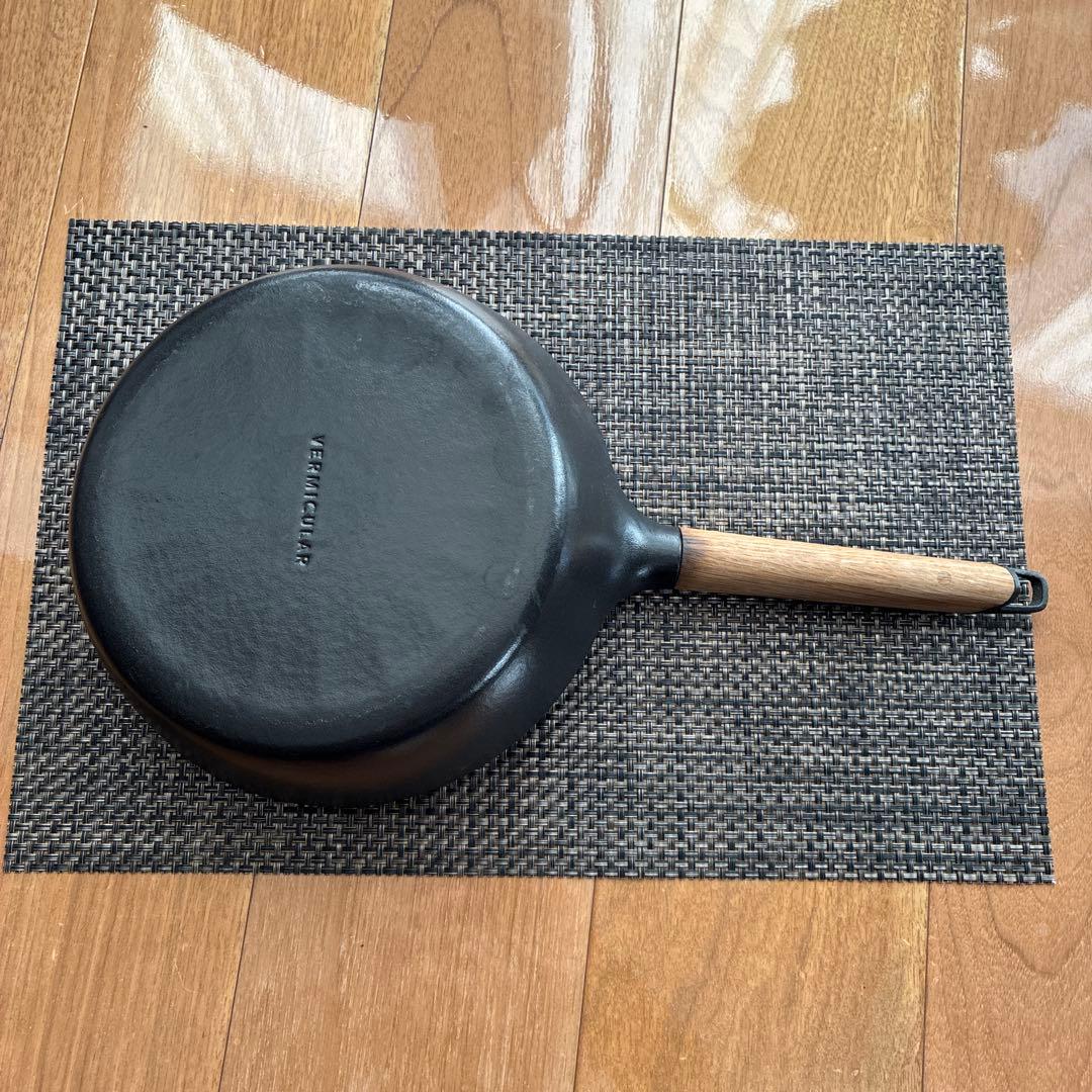 お値下げ！バーミキュラvermicularフライパン 24cm蓋付き