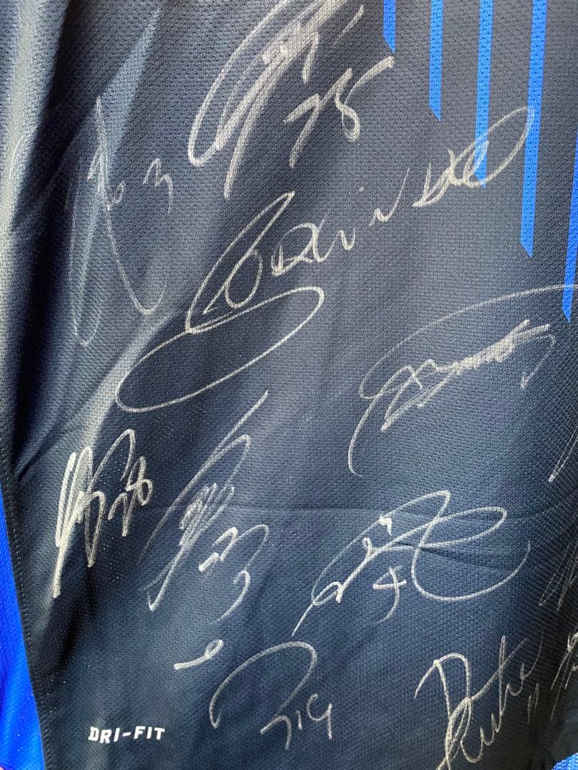 鹿島アントラーズ ユニフォーム　多数サイン入り