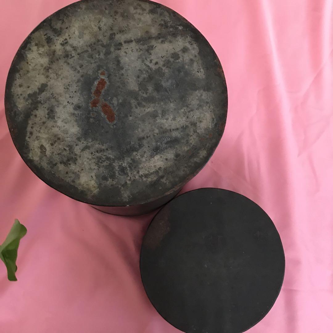 ビンテージ インダストリアル  レトロ ブリキ缶 蓋付き 筒型