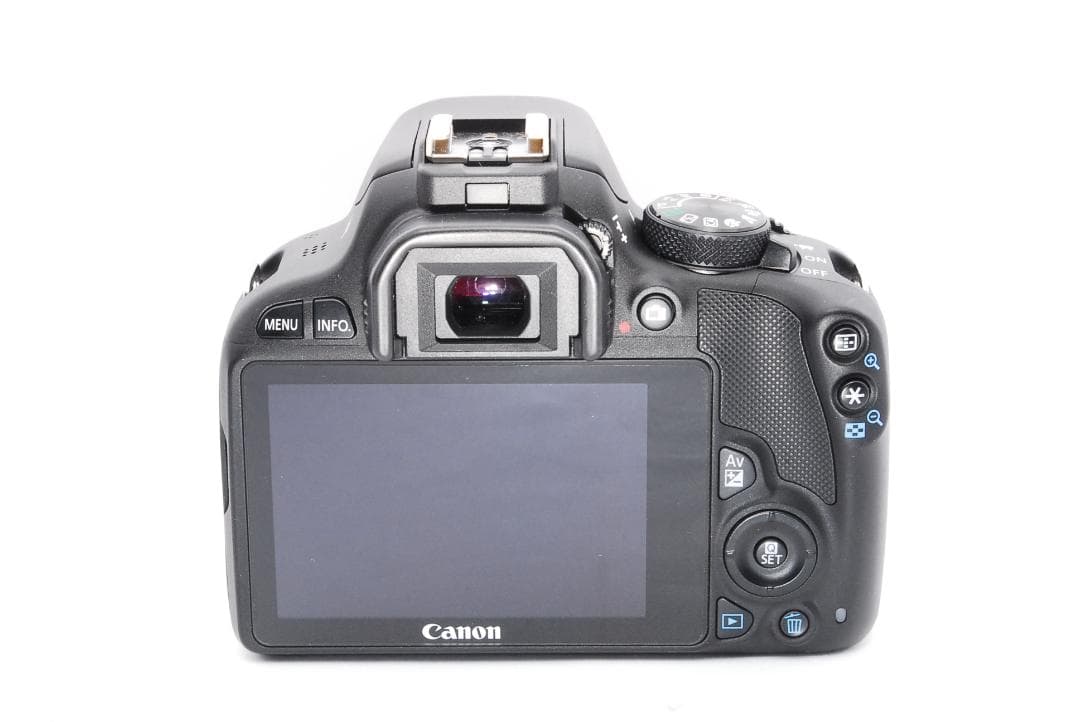 コジコジ✨ほぼ未使用 美品✨Canon kiss x7ダブルレンズセット